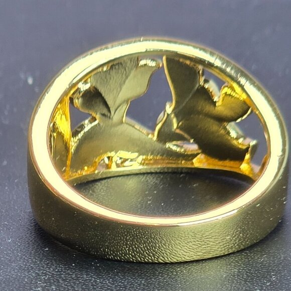 Golden Floral Enamel Ring With Pink & Green Lily Design Size 10‎ (NWOT) - Picture 5 of 7